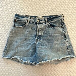 Abercrombie & Fitch: The Dad Short High Rise